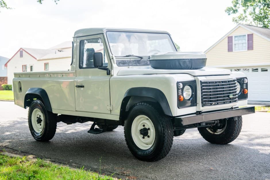 1995 Land Rover 110 / Defender 110 (Euro Spec) sold for $25,000
