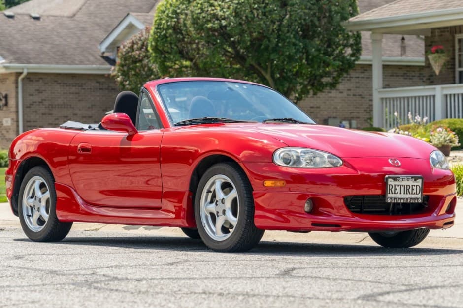 2002 Mazda NB MX-5 Miata sold for $14,000