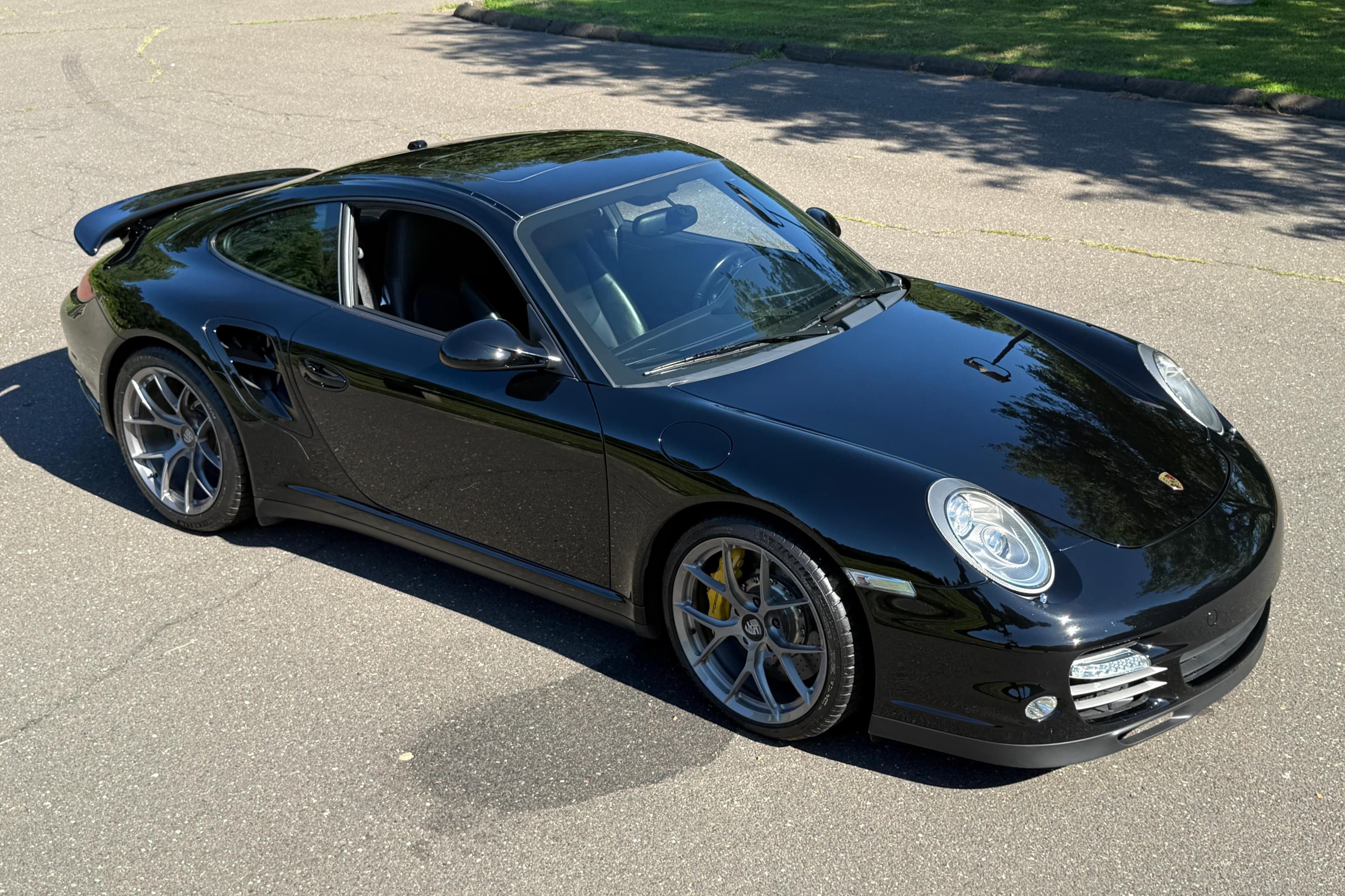 2010 Porsche 997 911 sold for $80,000