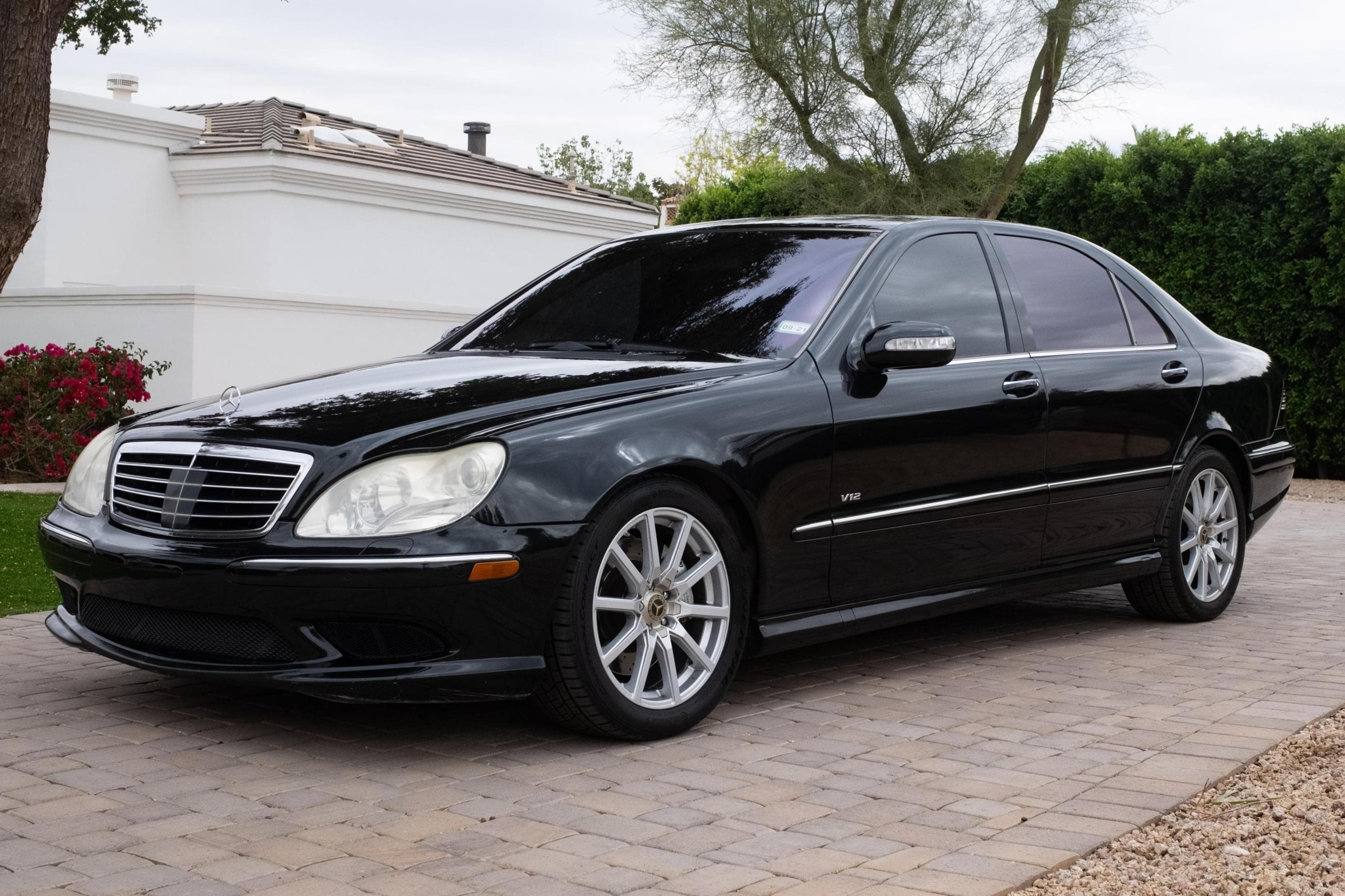 2006 Mercedes-Benz S-Class sold for $6,700