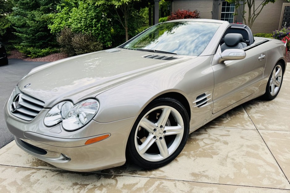 2006 Mercedes-Benz R230 SL sold for $22,750
