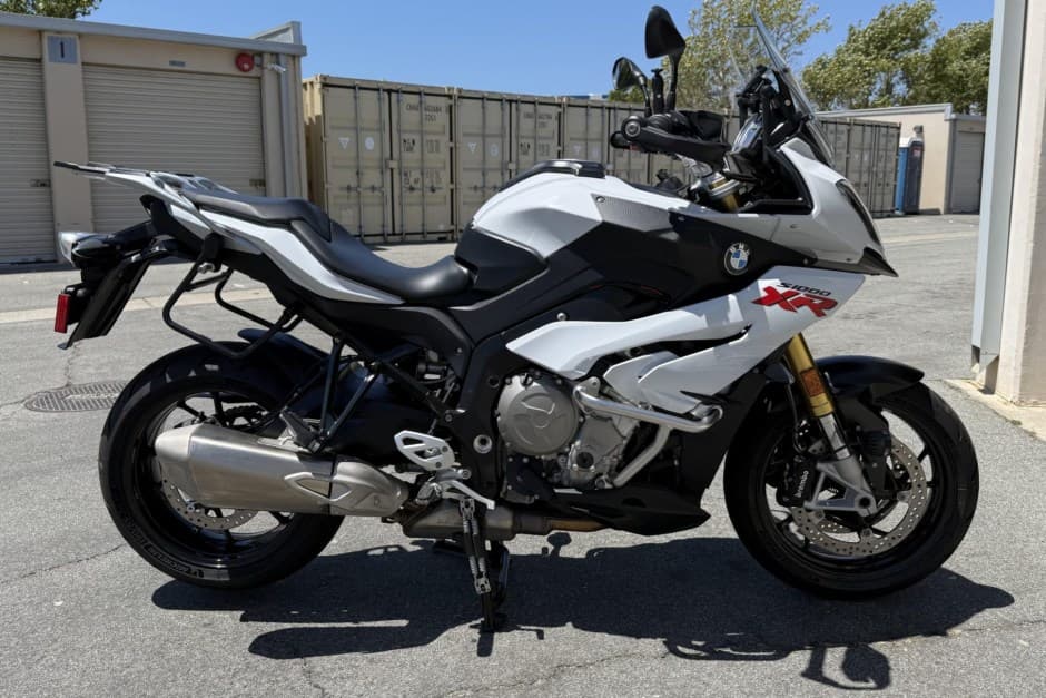 2016 BMW S1000 Series sold for $6,900