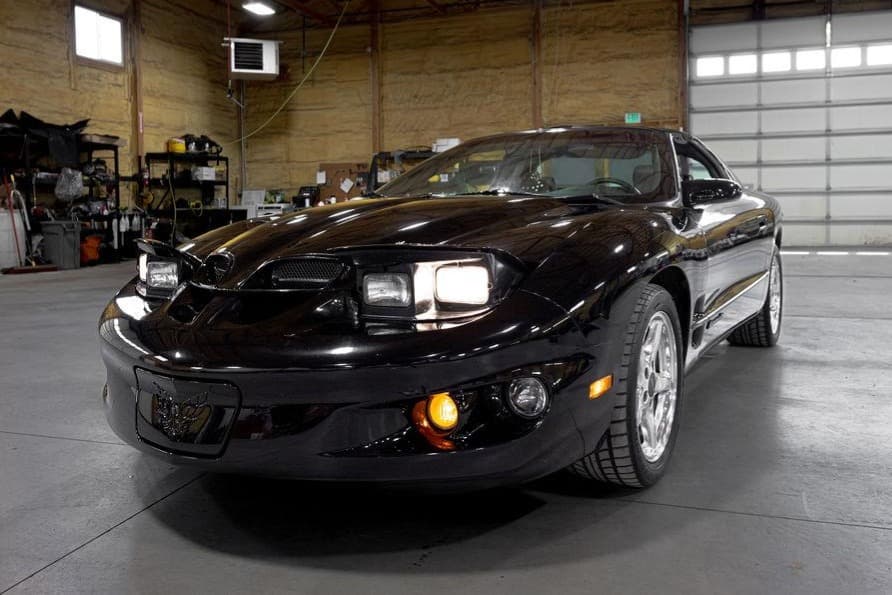1998 Pontiac Firebird (1993-2002) sold for $24,000