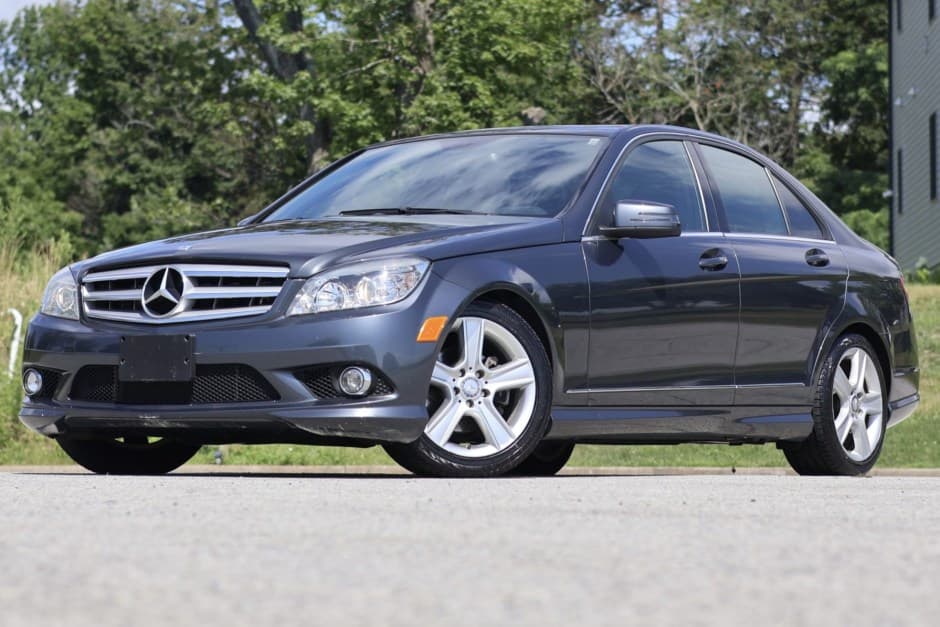 2010 Mercedes-Benz W204 C-Class sold for $14,000