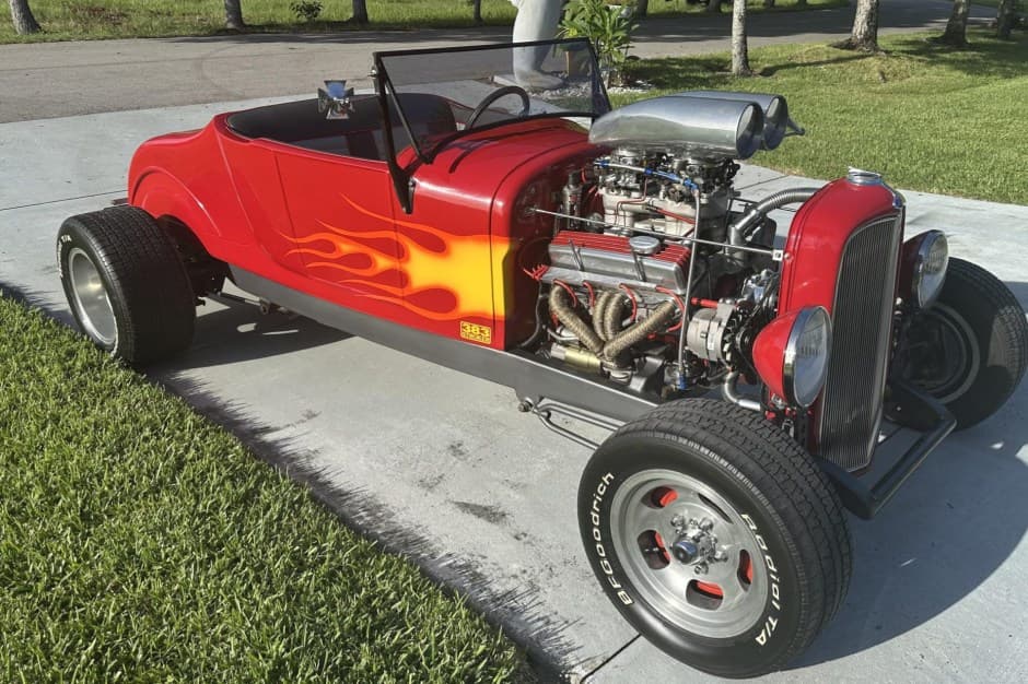 0 Ford Hot Rod sold for $9,600
