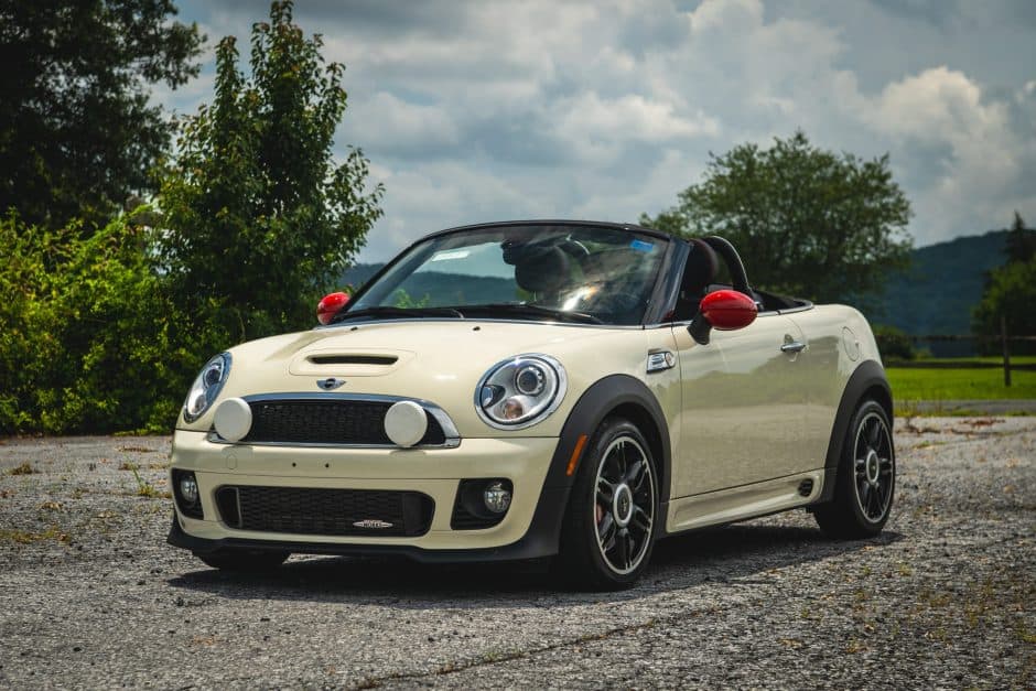 2013 Mini R58 & R59 Coupe & Roadster sold for $33,000