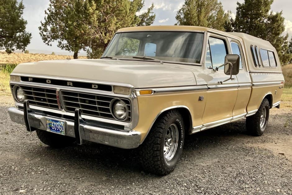 1975 Ford F-Series 1973-1979 sold for $8,600