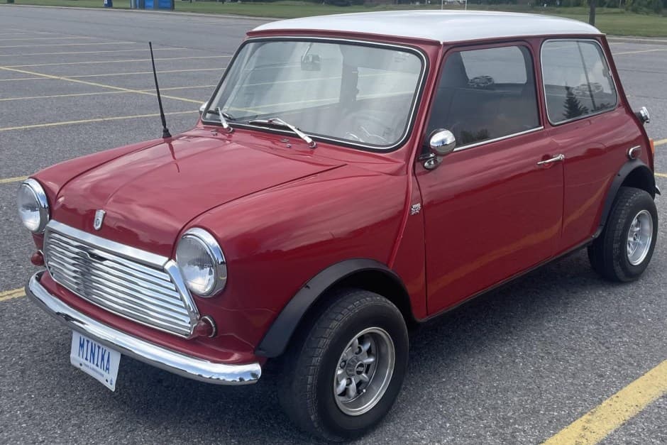 1976 Mini Mk III-Mk V sold for $11,813