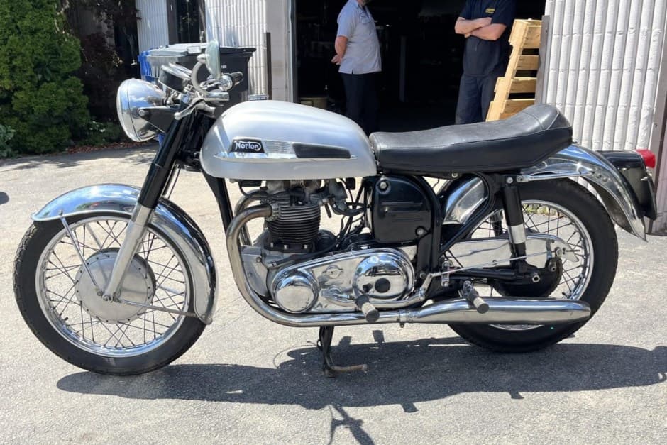 1967 Norton Atlas sold for $3,000