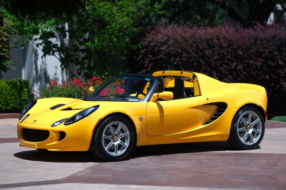 2005 Lotus Elise sold for $51,420
