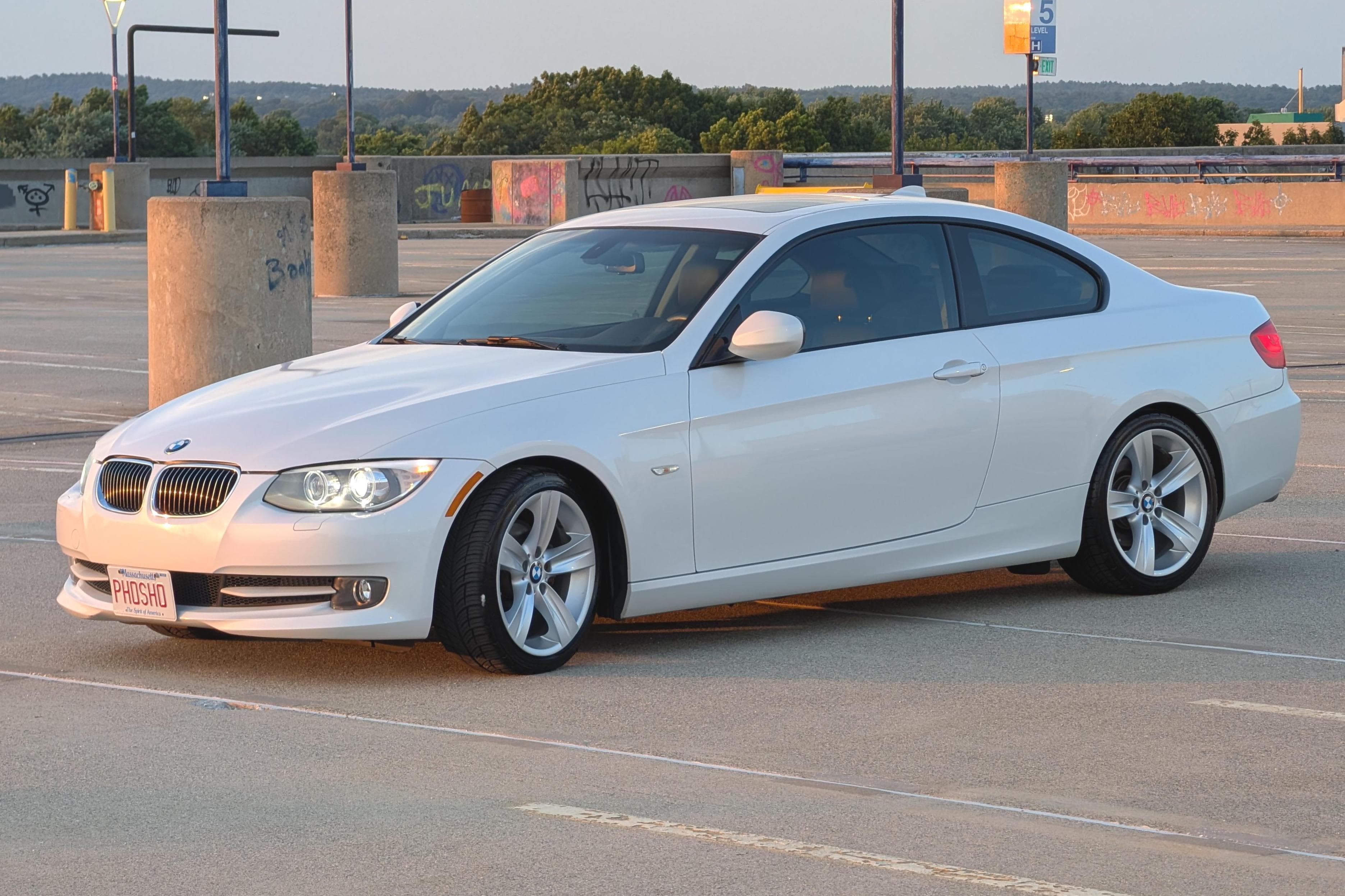 2011 BMW 3 Series sold for $10,200