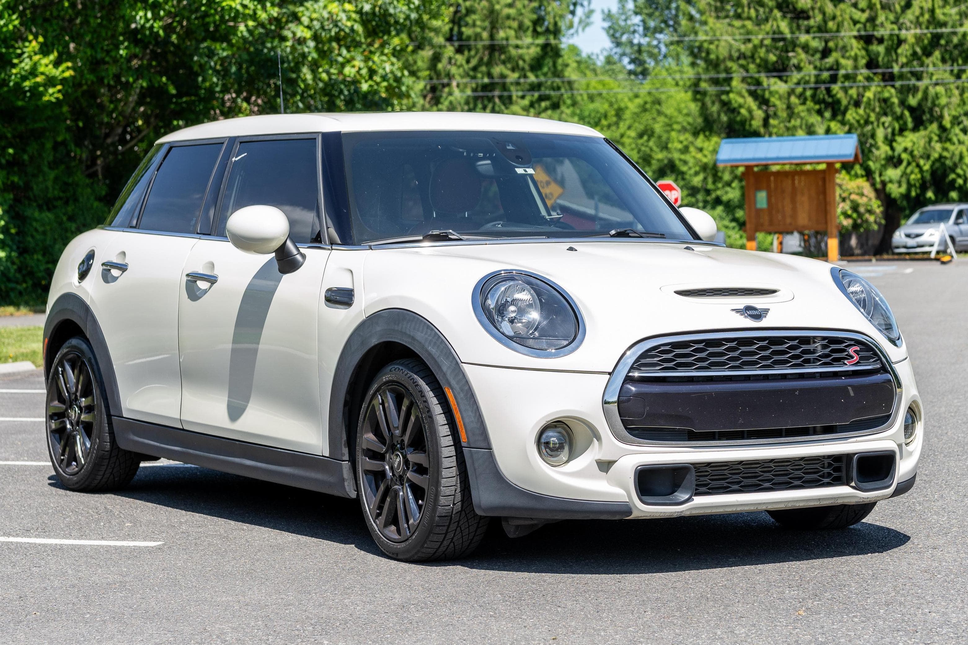 2019 MINI Cooper sold for $11,500