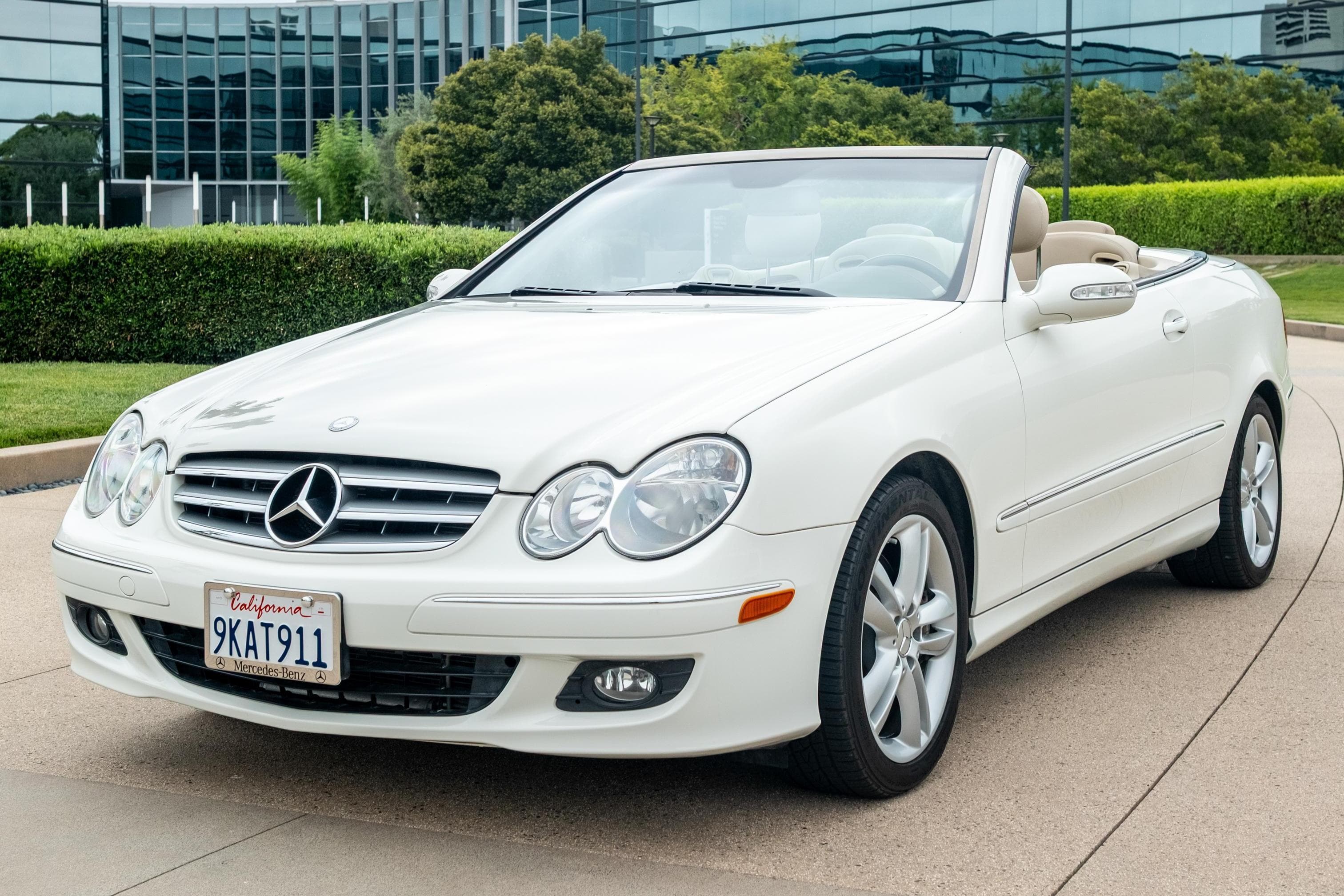 2009 Mercedes-Benz CLK-Class sold for $18,000