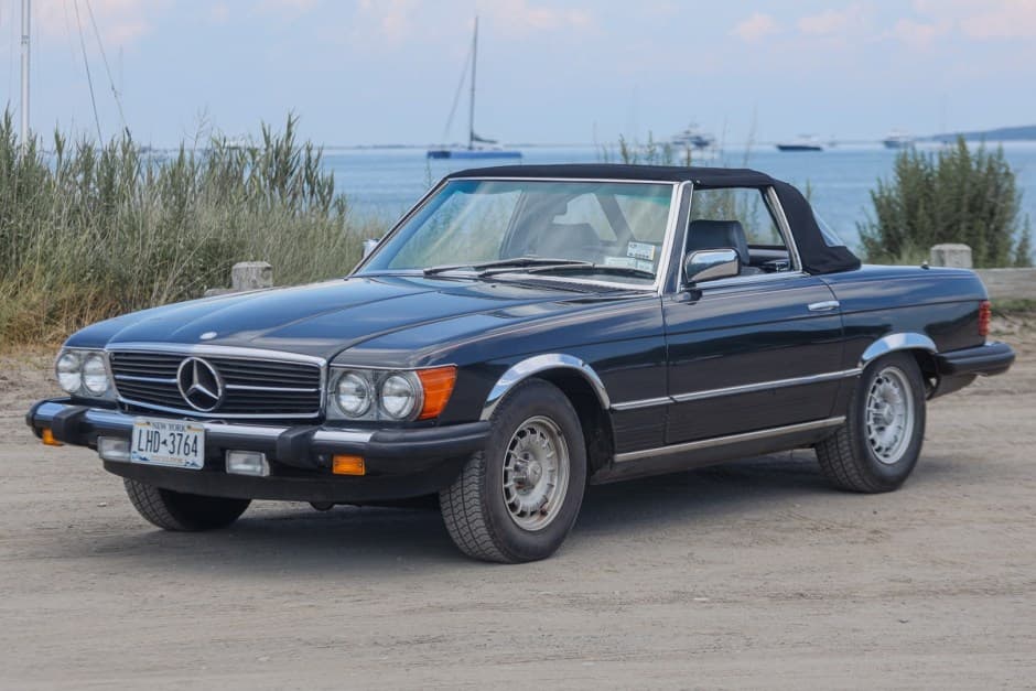 1985 Mercedes-Benz R107 SL sold for $14,250