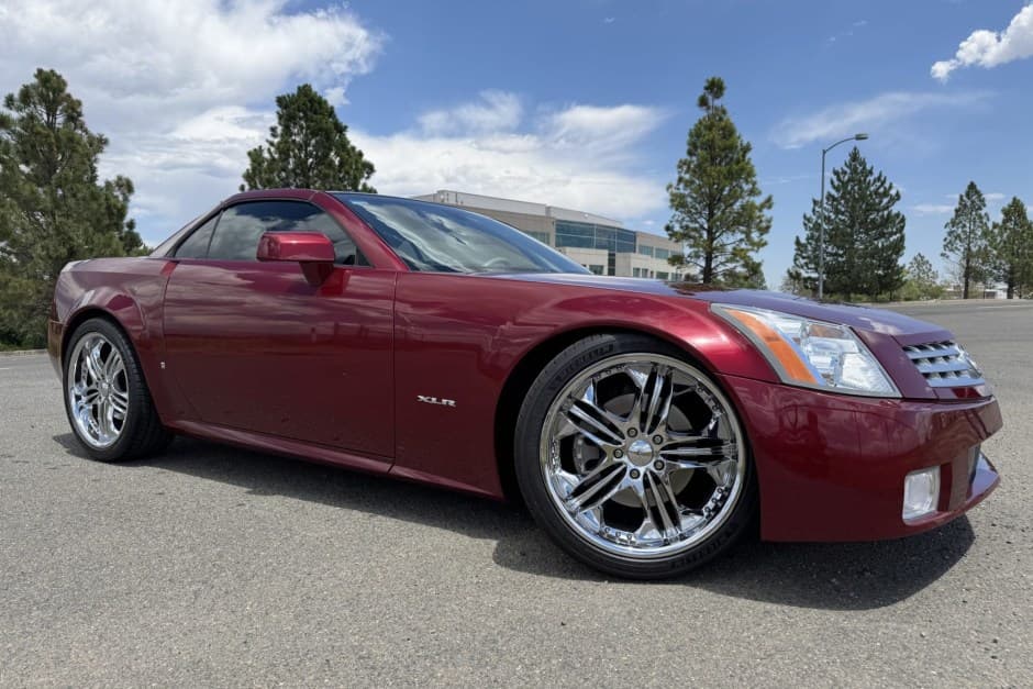 2006 Cadillac XLR sold for $20,500