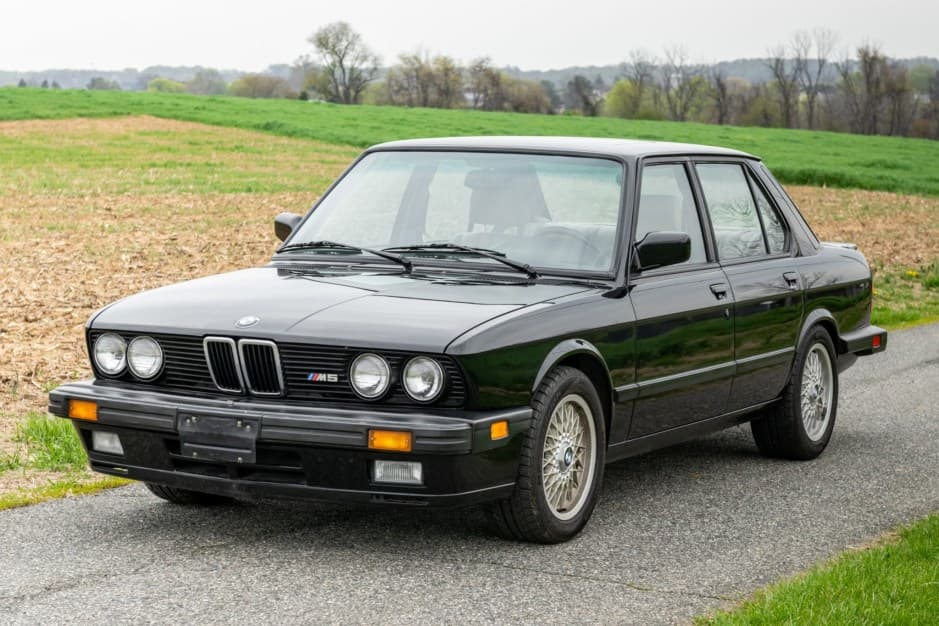 1988 BMW E28 M5 sold for $48,500