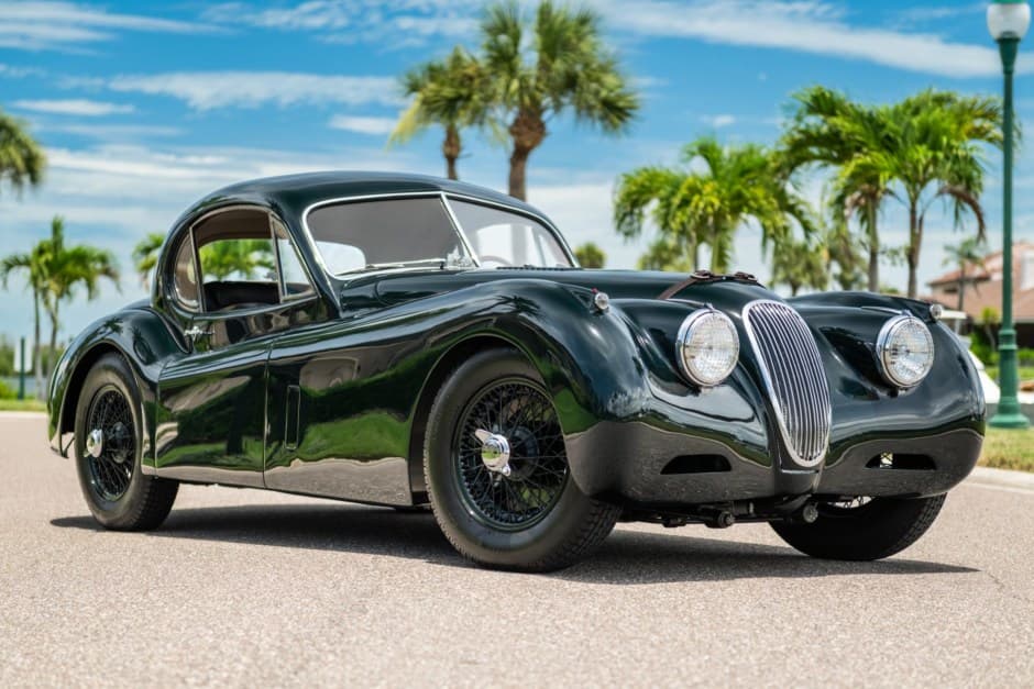 1953 Jaguar XK120 sold for $99,000