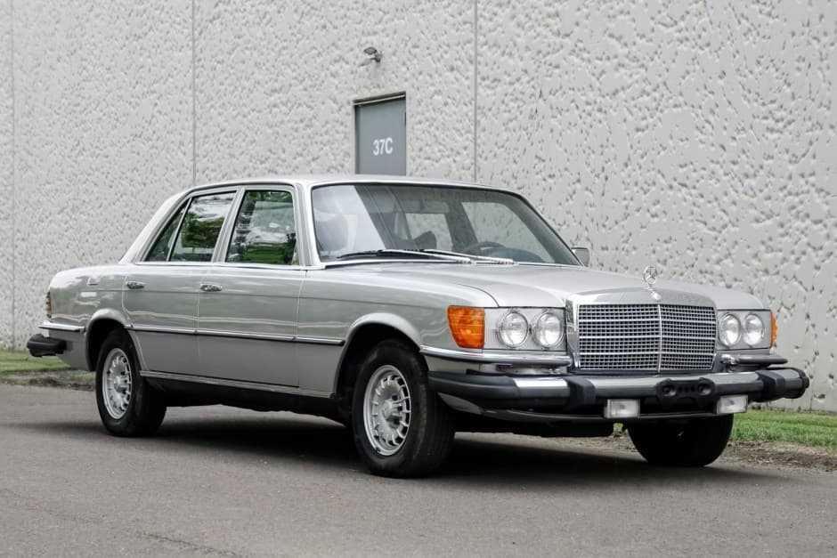 1980 Mercedes-Benz W116 S-Class sold for $14,500