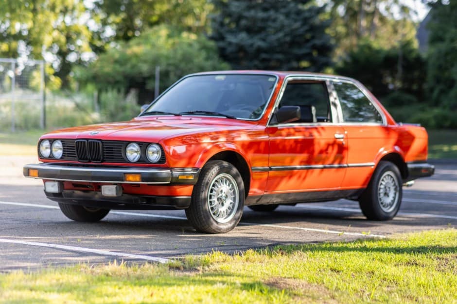 1984 BMW E30 3-Series Coupe sold for $6,700