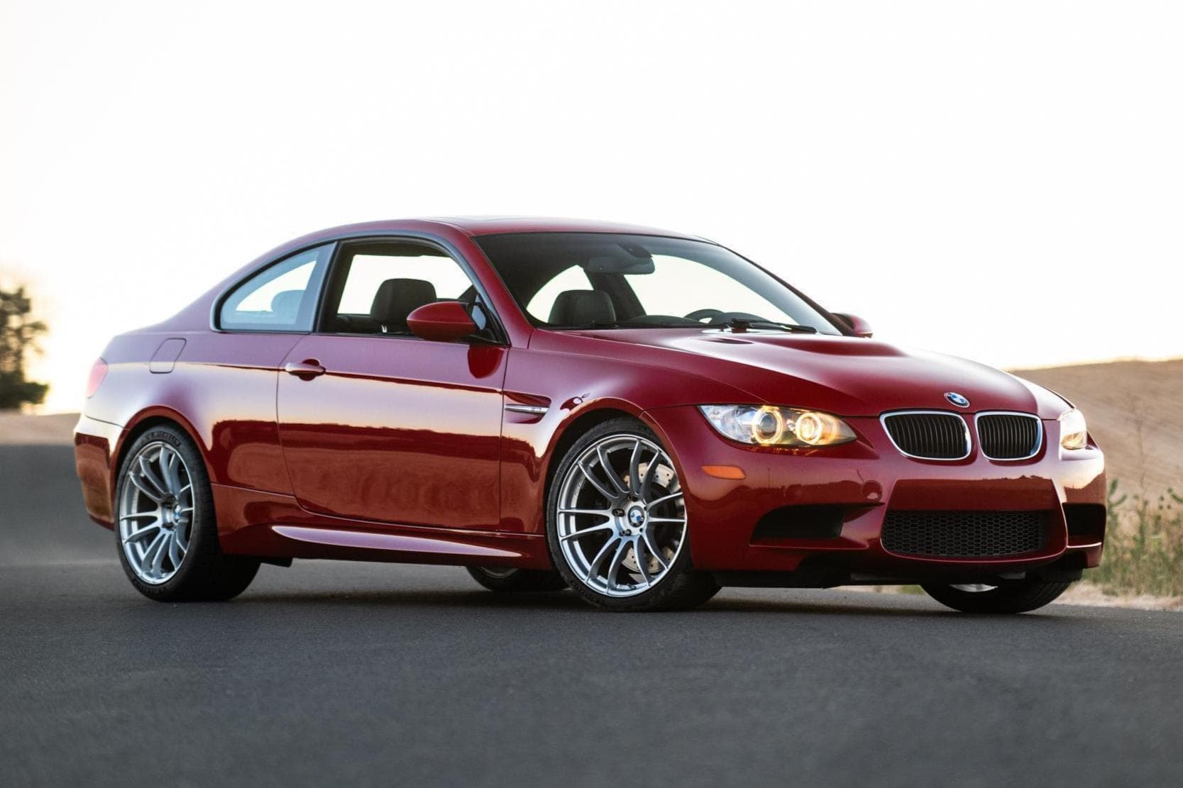 2013 BMW E9X M3 sold for $40,992