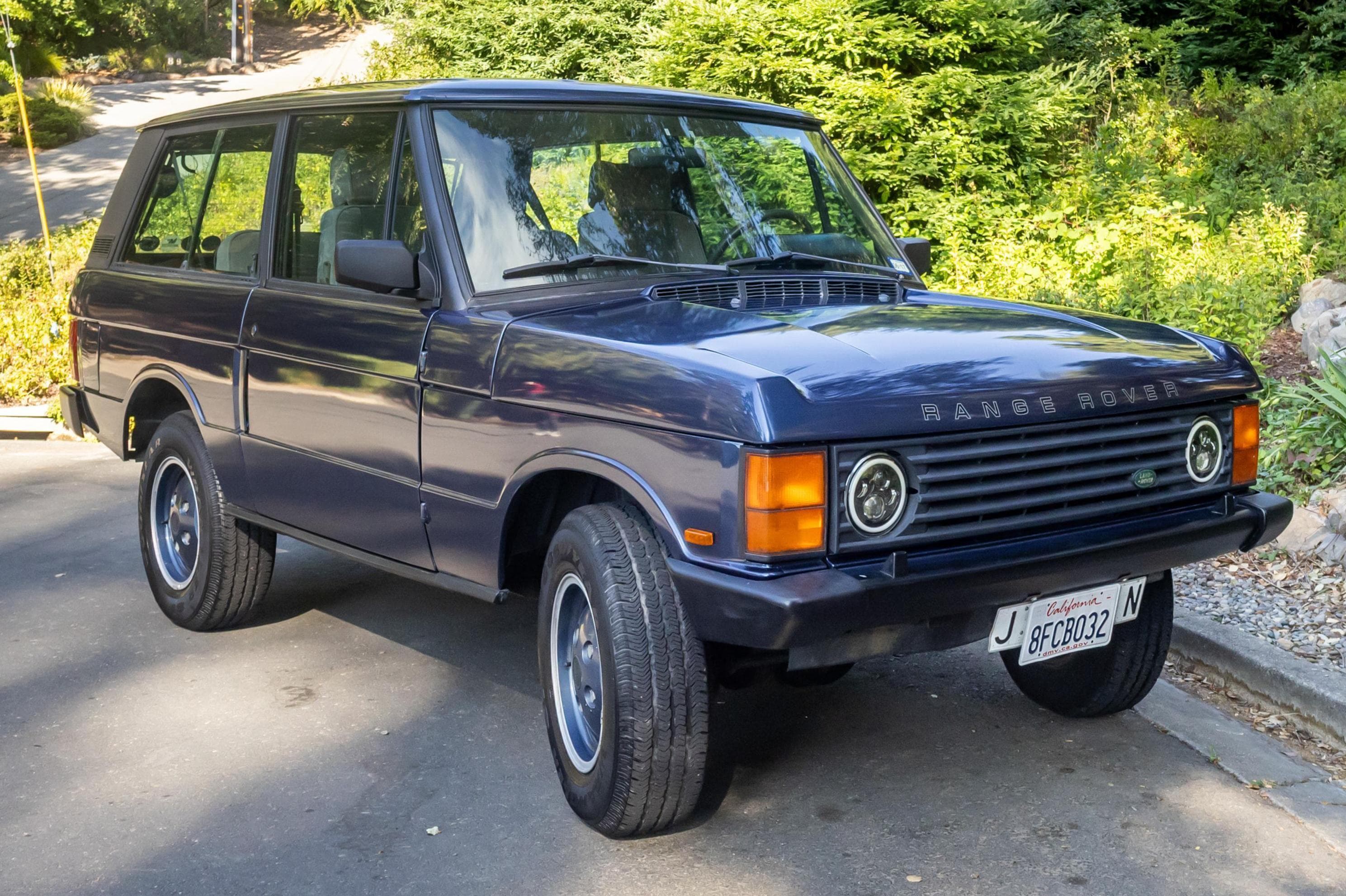 1990 Land Rover Range Rover sold for $11,850