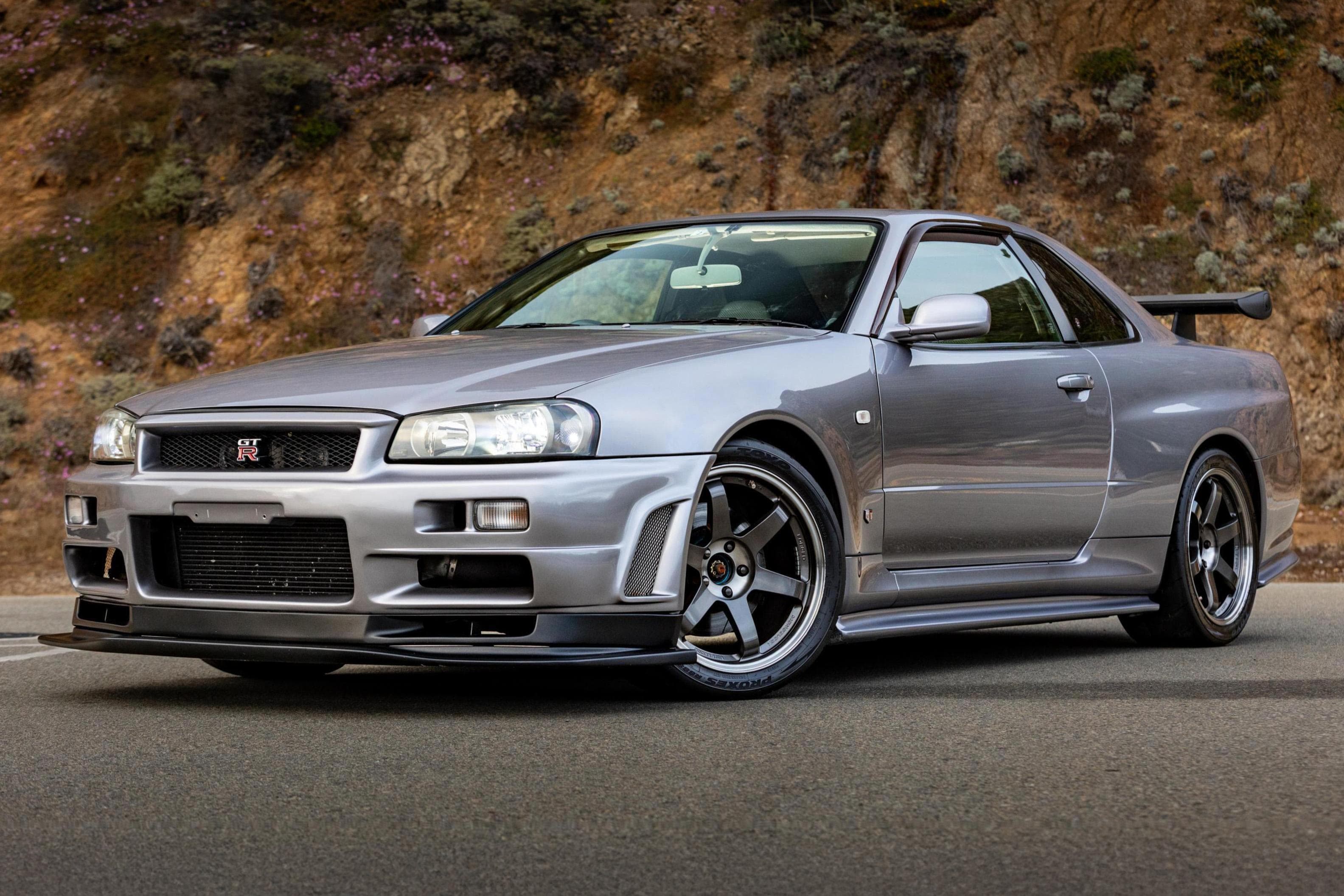 2000 Nissan R34 Skyline sold for $106,000