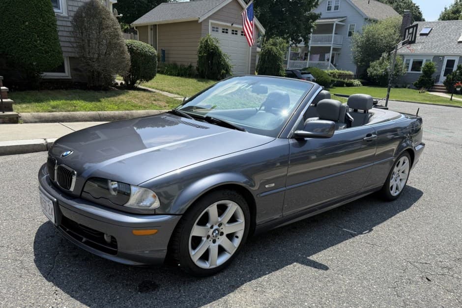 2003 BMW E46 3-Series Convertible sold for $8,000