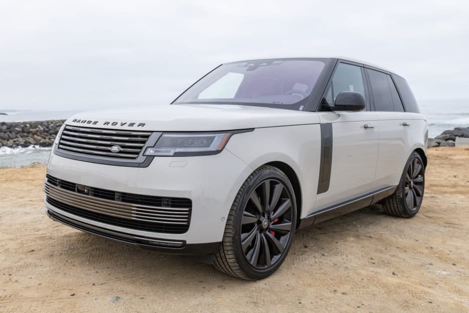 2023 Land Rover Range Rover L460 sold for $138,000