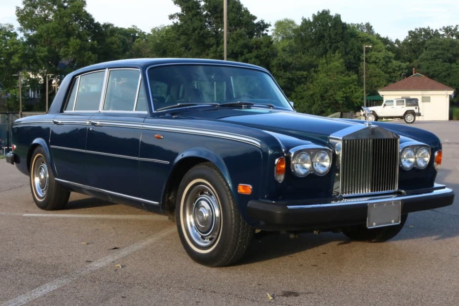 1977 Rolls-Royce SY Silver Shadow & Silver Wraith II sold for $16,000