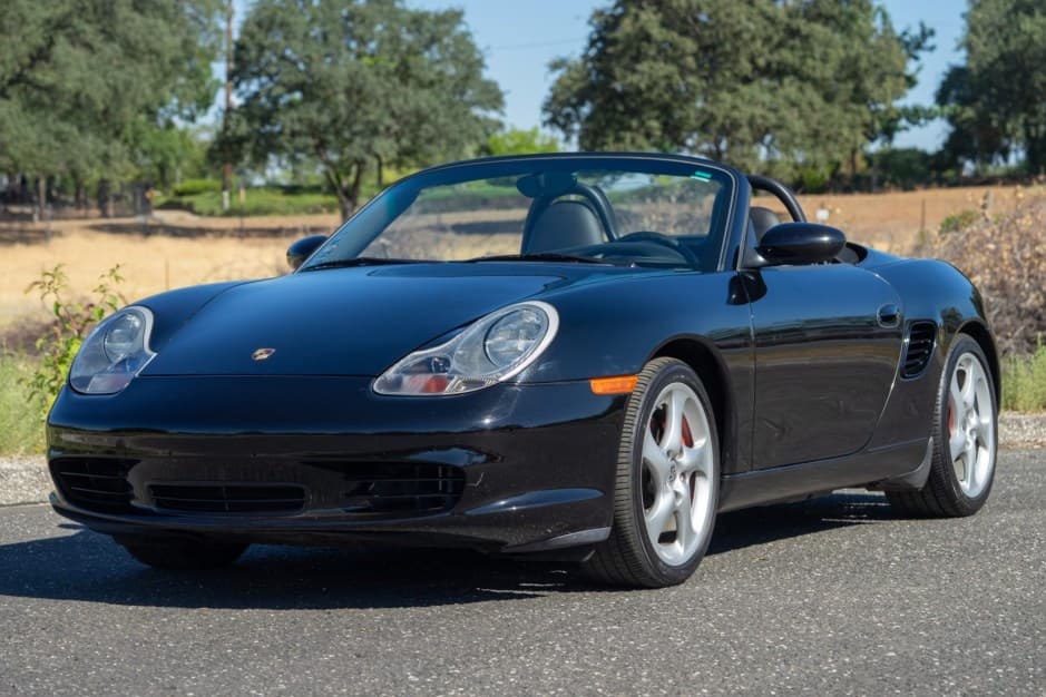 2004 Porsche 986 Boxster sold for $20,000