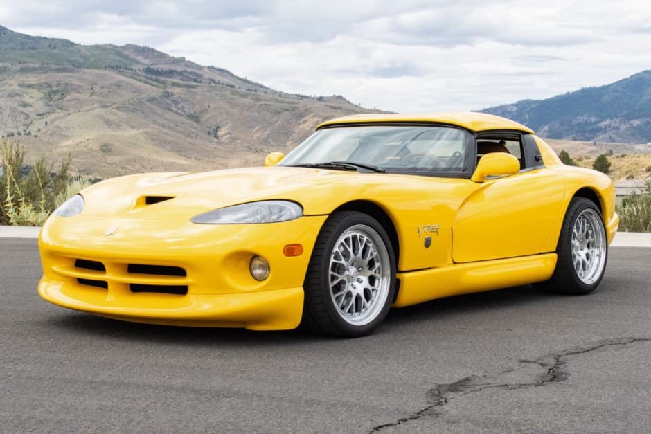 2002 Dodge Viper SR II (1996-2002) sold for $55,008