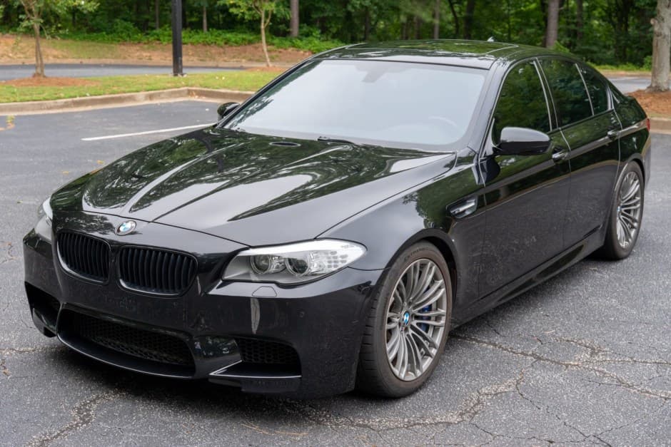 2013 BMW F10 M5 sold for $38,250