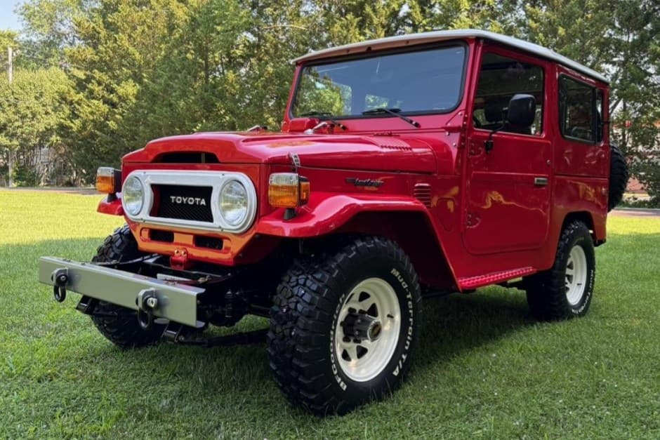 1978 Toyota Land Cruiser FJ40 sold for $32,000