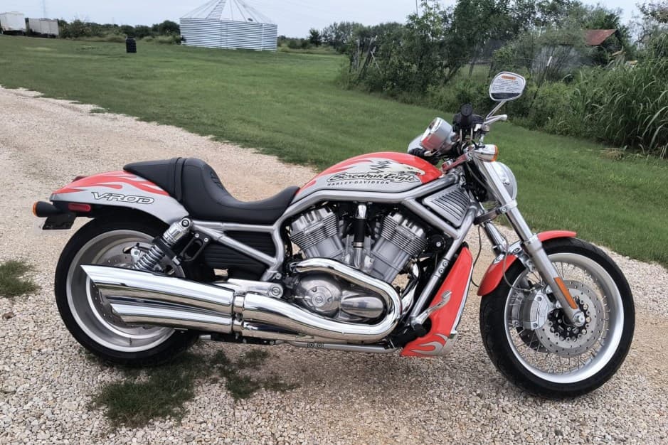 2007 Harley-Davidson V-Rod sold for $10,500