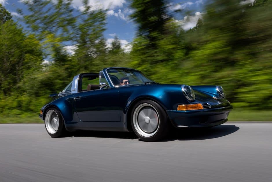 1991 Porsche 964 911 (Non-Turbo) sold for $337,000