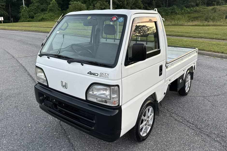 1998 Honda Acty sold for $6,200