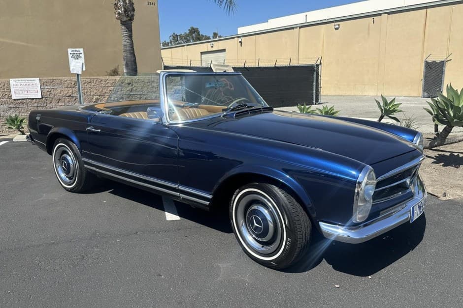 1967 Mercedes-Benz W113 SL sold for $41,500