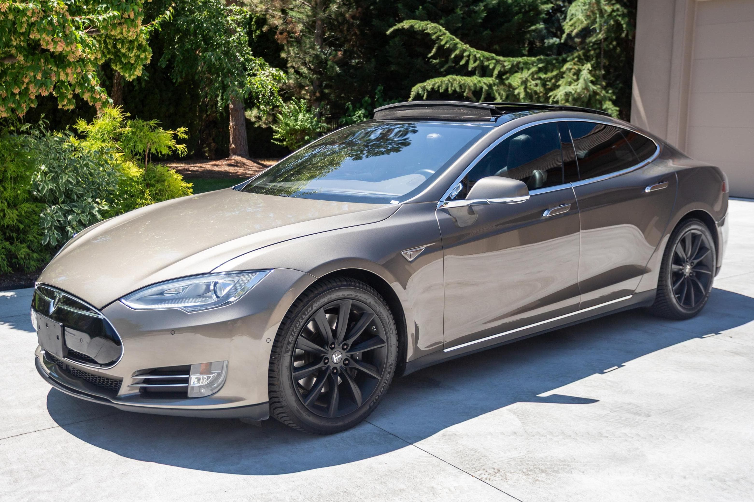 2016 Tesla Model S sold for $16,500