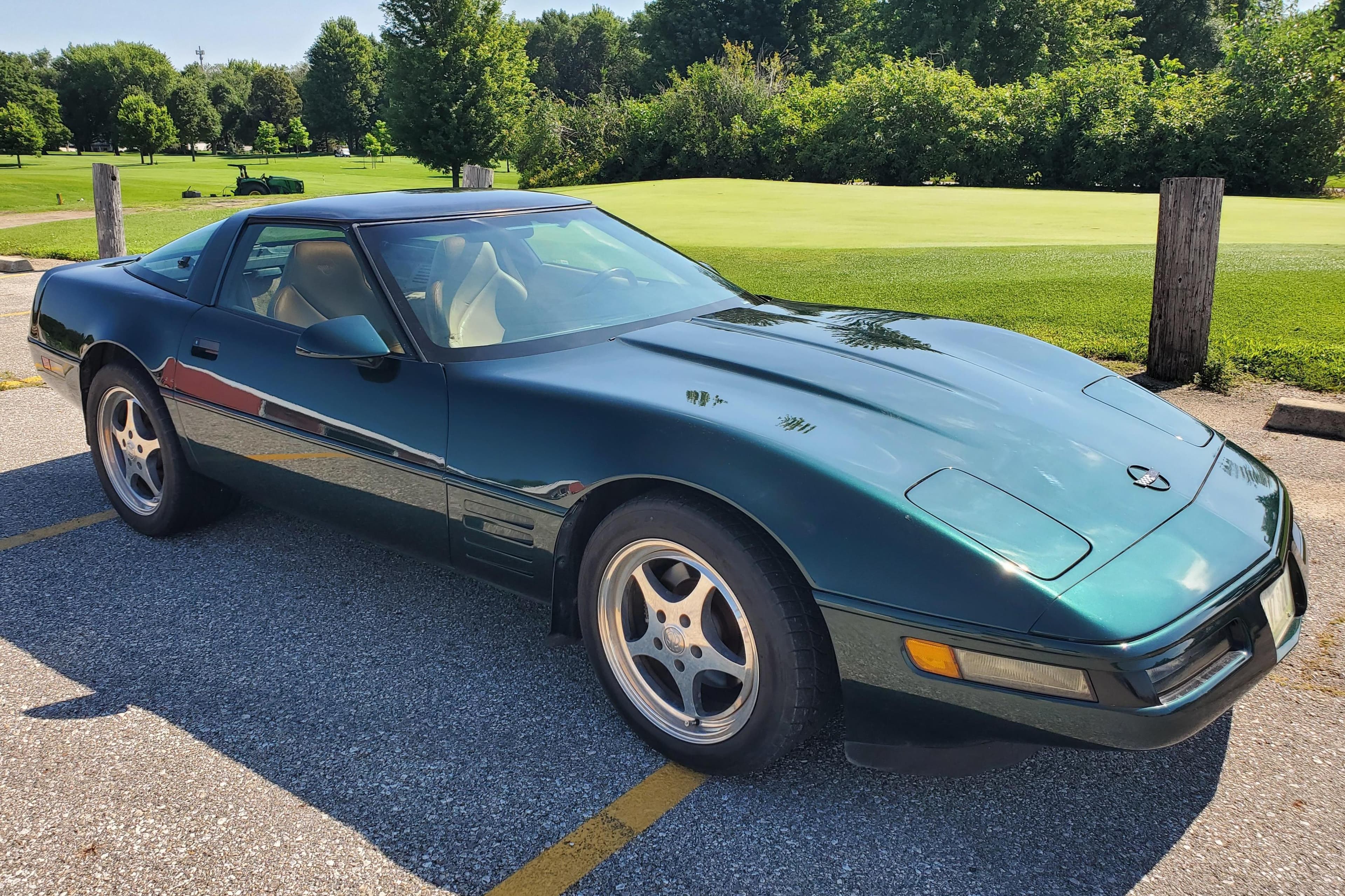 1994 Chevrolet C4 Corvette sold for $8,200