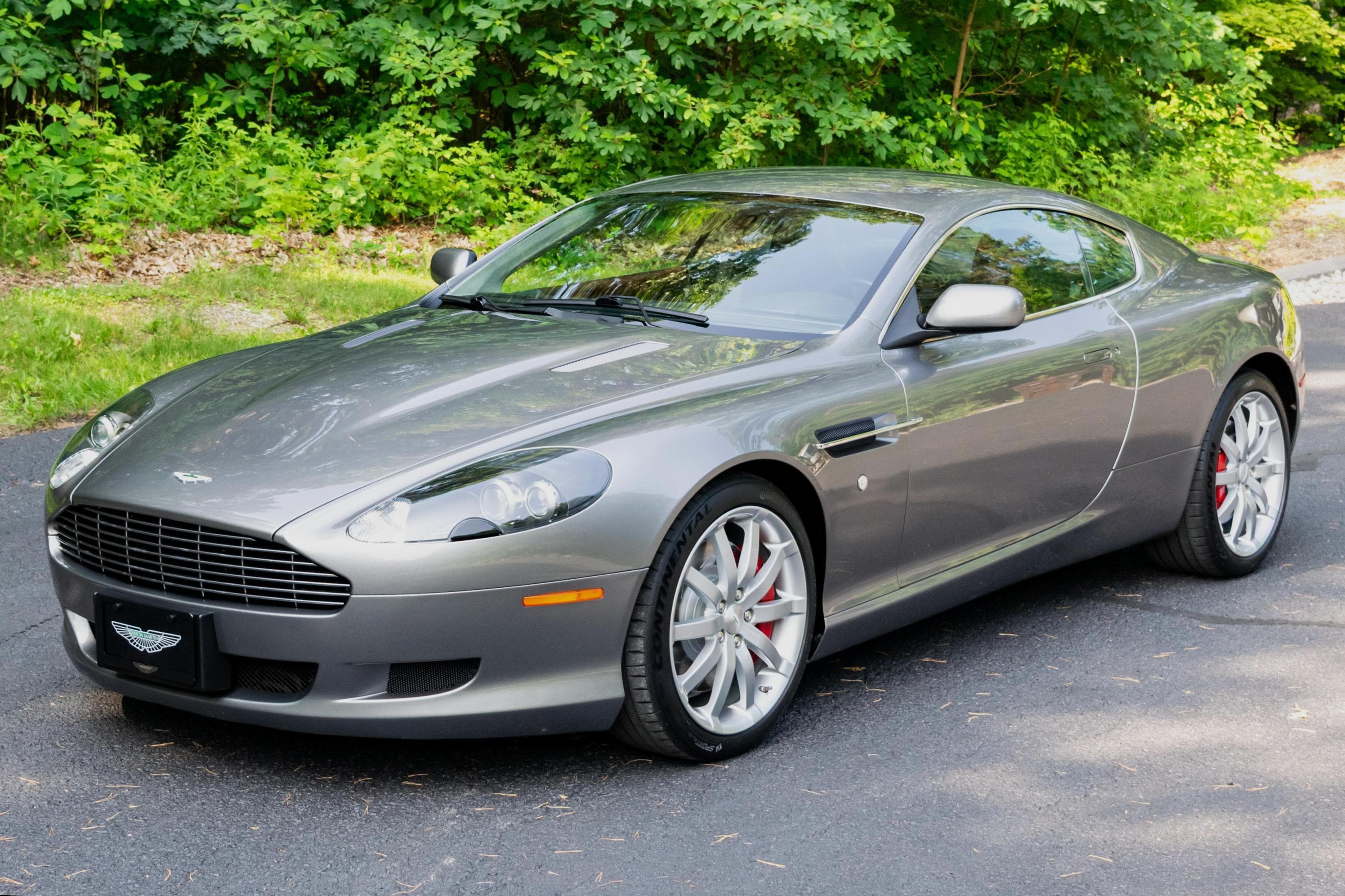 2005 Aston Martin DB9 sold for $40,727