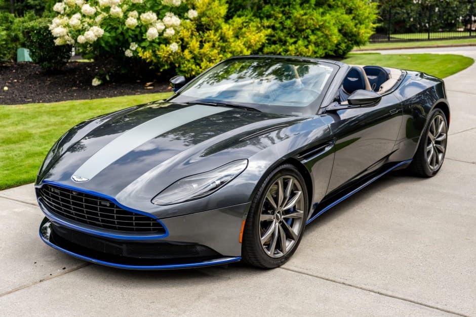 2019 Aston Martin DB11 sold for $87,000
