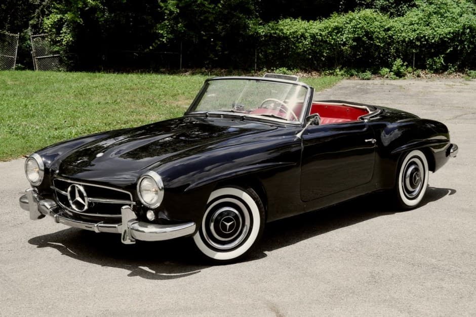1955 Mercedes-Benz 190SL sold for $95,000
