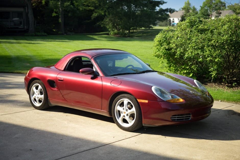 1997 Porsche 986 Boxster sold for $10,000