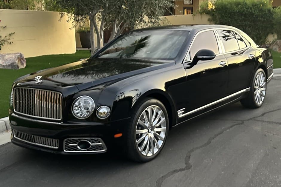 2017 Bentley Mulsanne (2011-2020) sold for $106,750