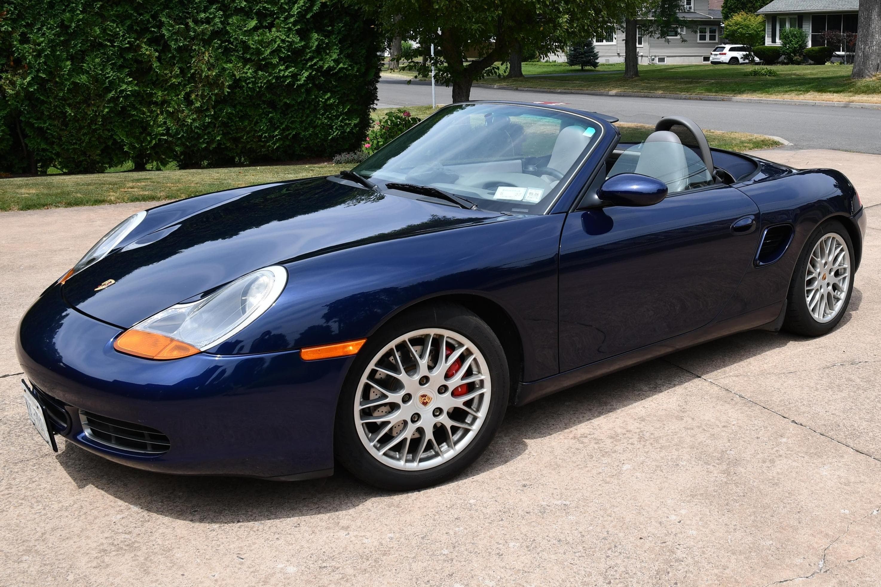 2001 Porsche 986 Boxster sold for $18,750