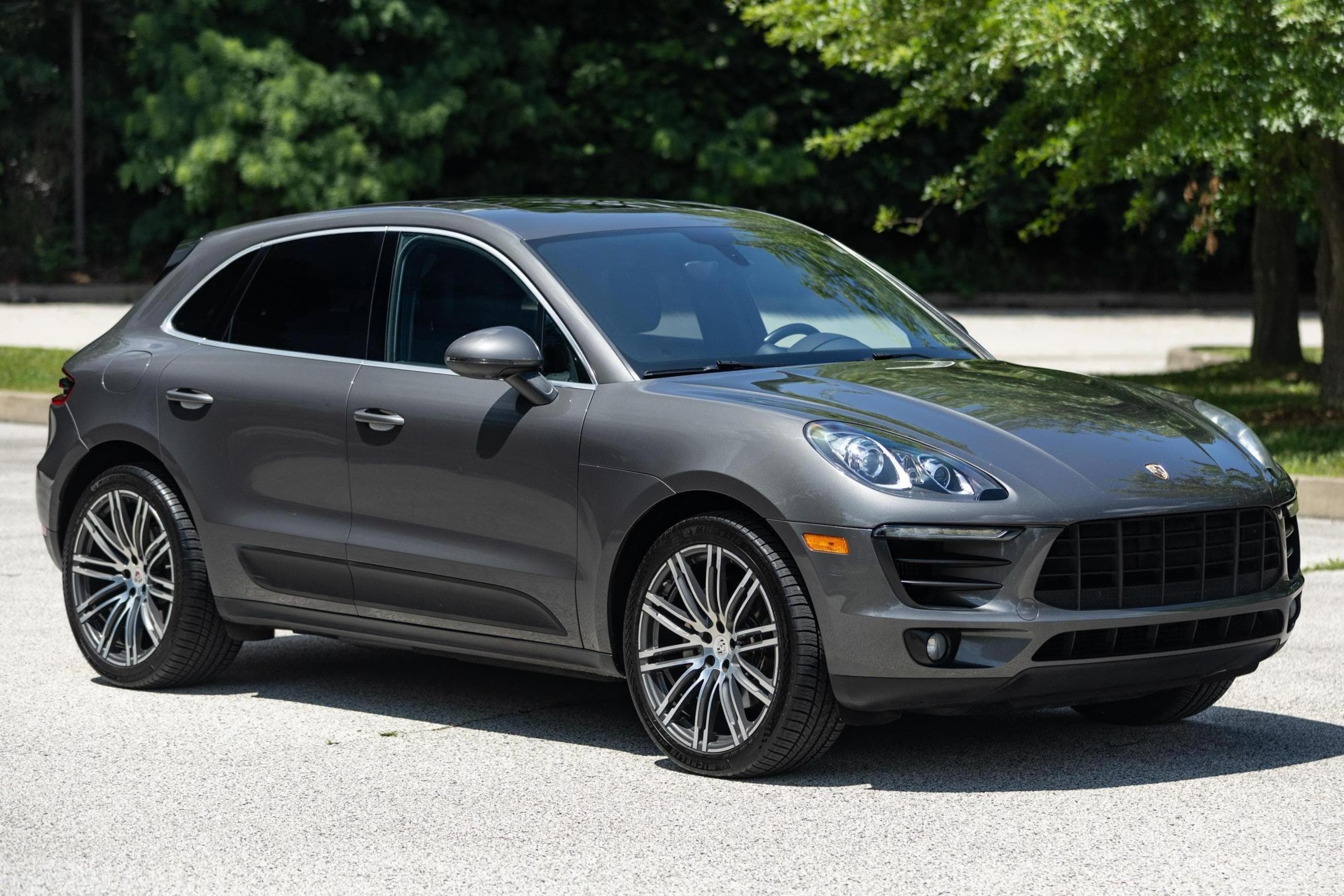 2015 Porsche Macan sold for $14,250
