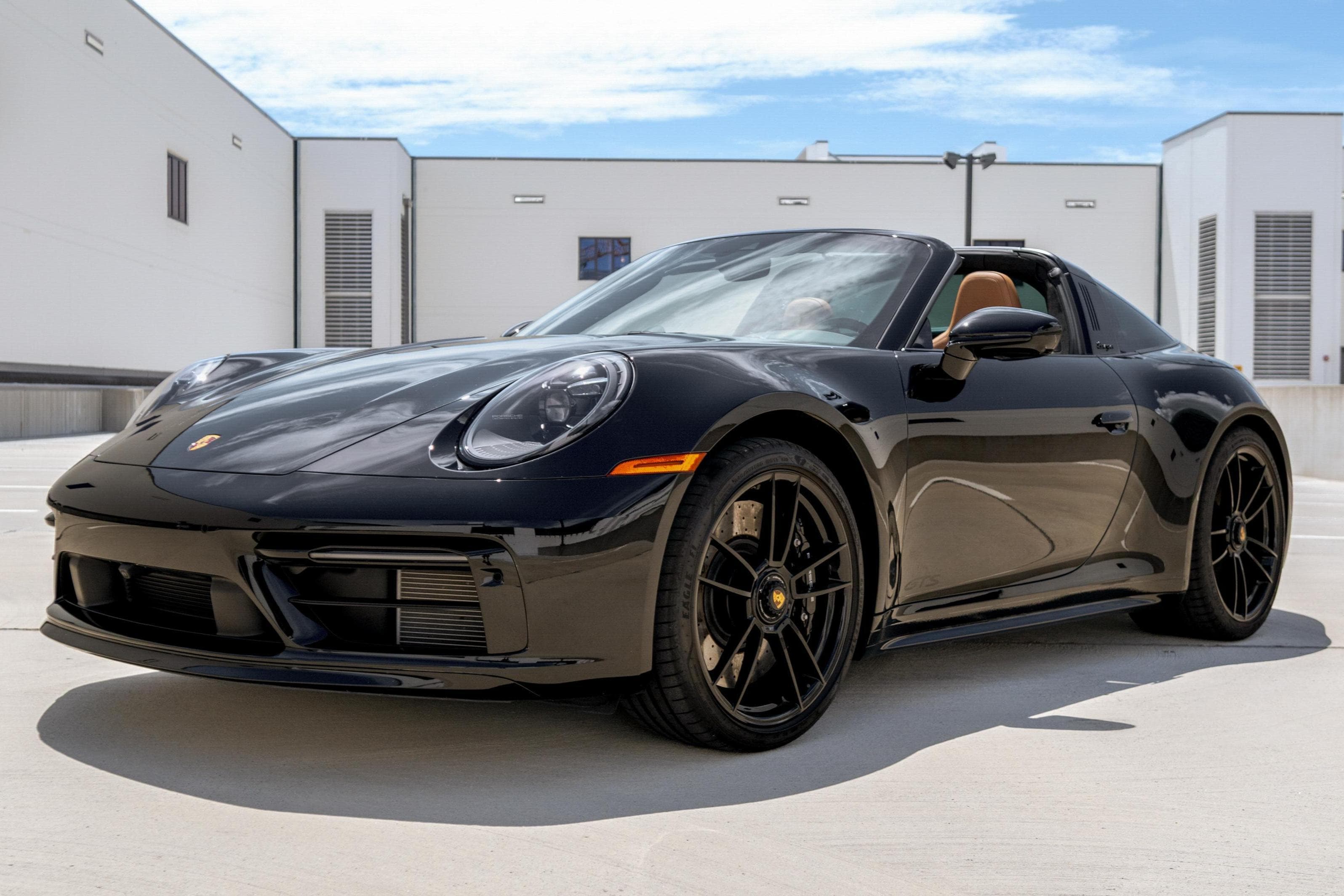 2024 Porsche 992 911 sold for $220,000