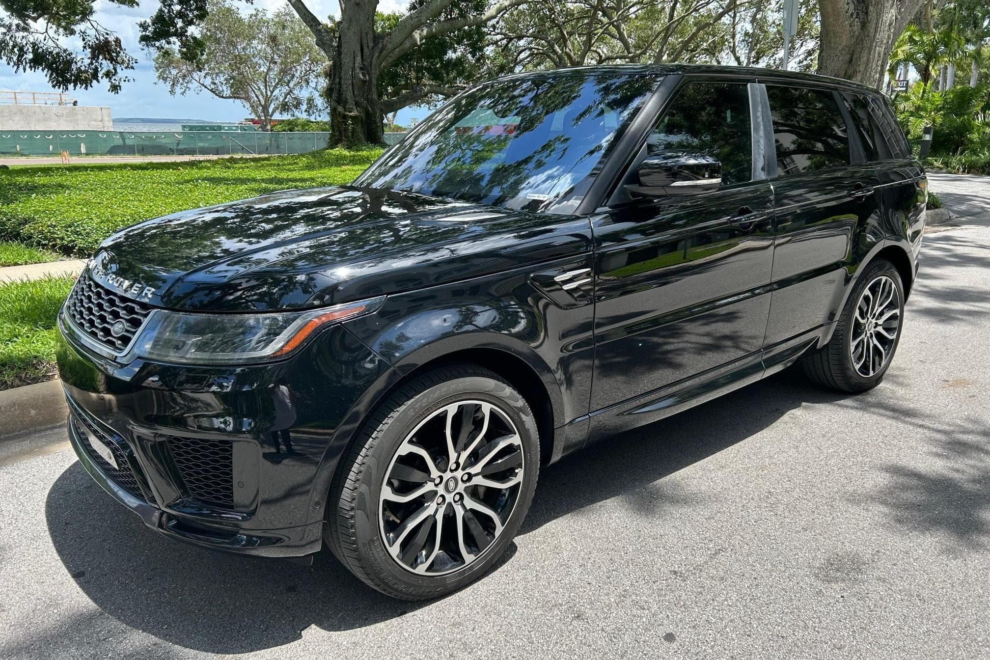 2019 Land Rover Range Rover Sport sold for $18,500