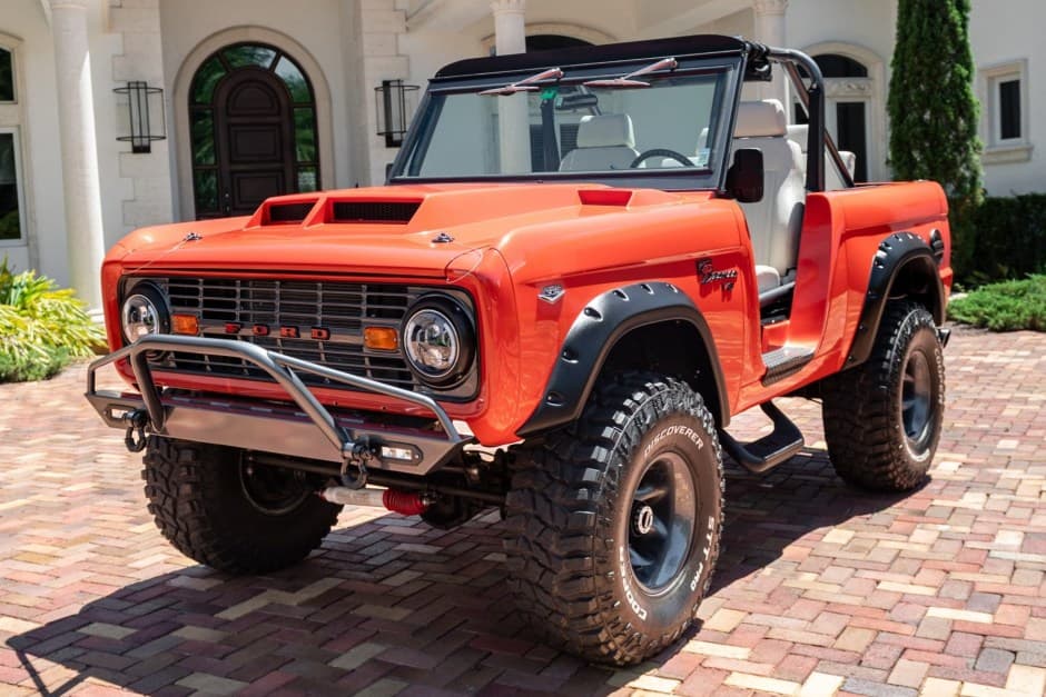 1967 Ford Bronco U13/U14/U15 1966-1977 sold for $60,000