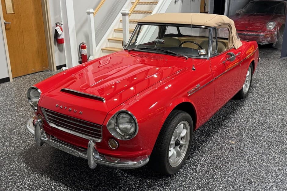 1966 Datsun Roadster sold for $11,250